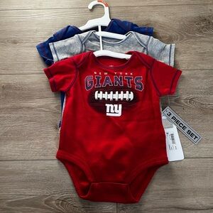 New York Giants Baby Bodysuit Set